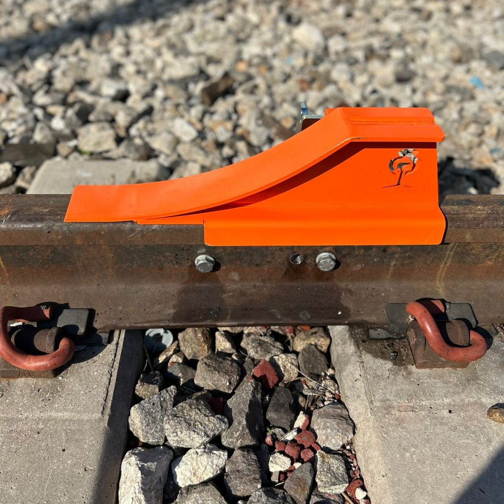 rail safety brake 16